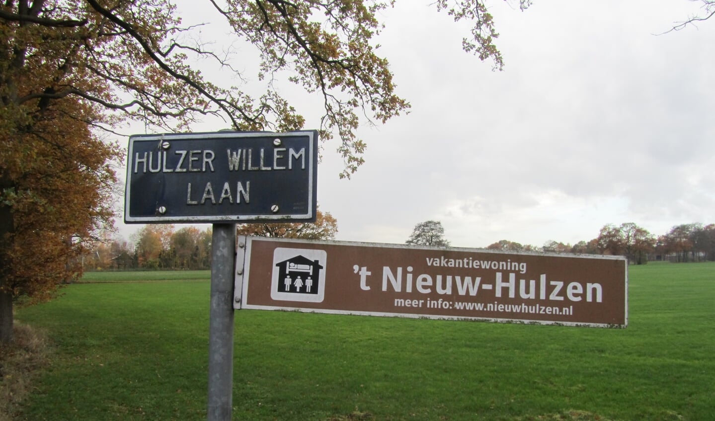 Het bordje met de naam van de weg naar de boerderij. Foto: Bernhard Harfsterkamp