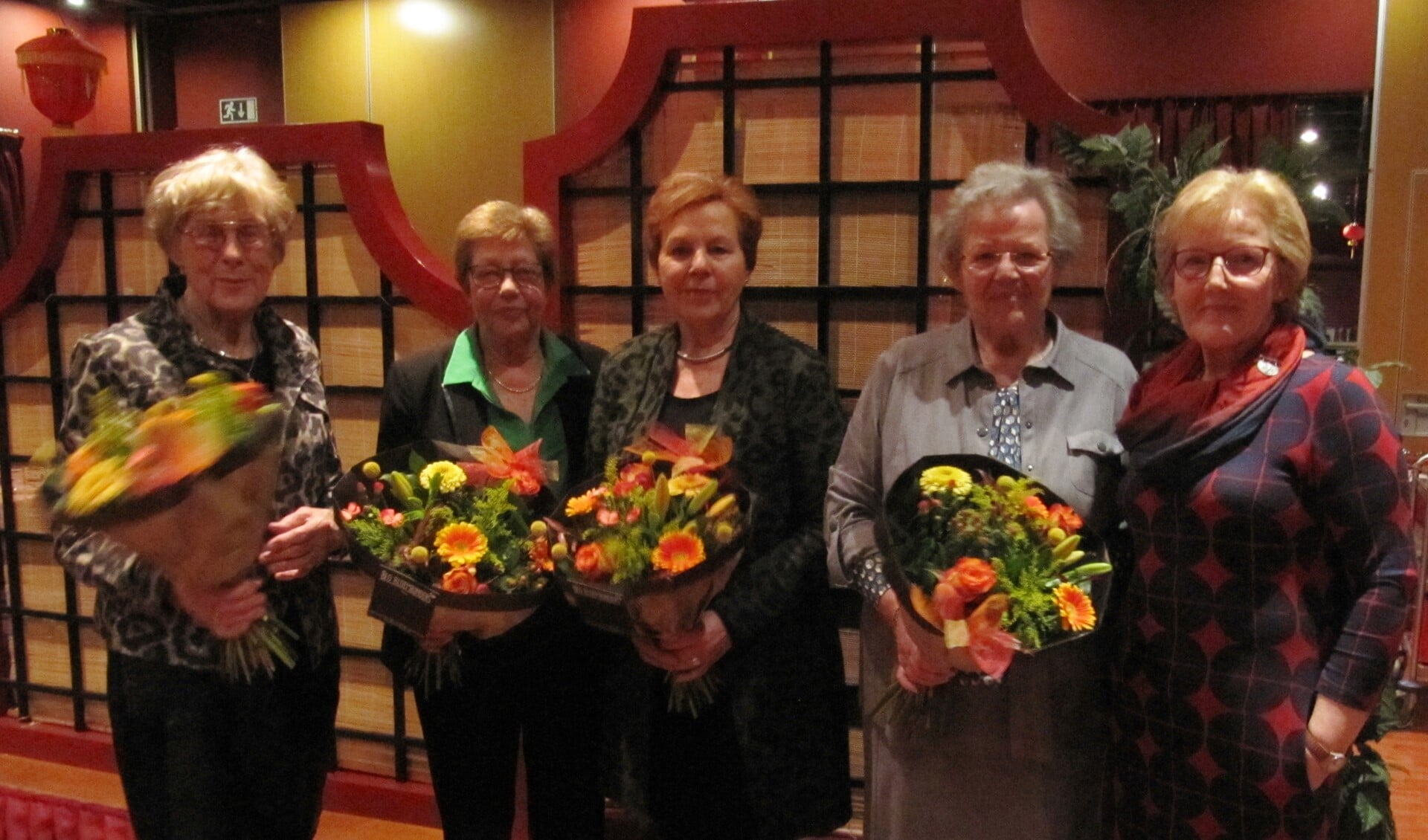Reiny Dijkstra, Kia van de Linde, Susan van Duijn, Dini Prinsen met voorzitter Ineke Klein Wassink (vlnr). Foto: PR