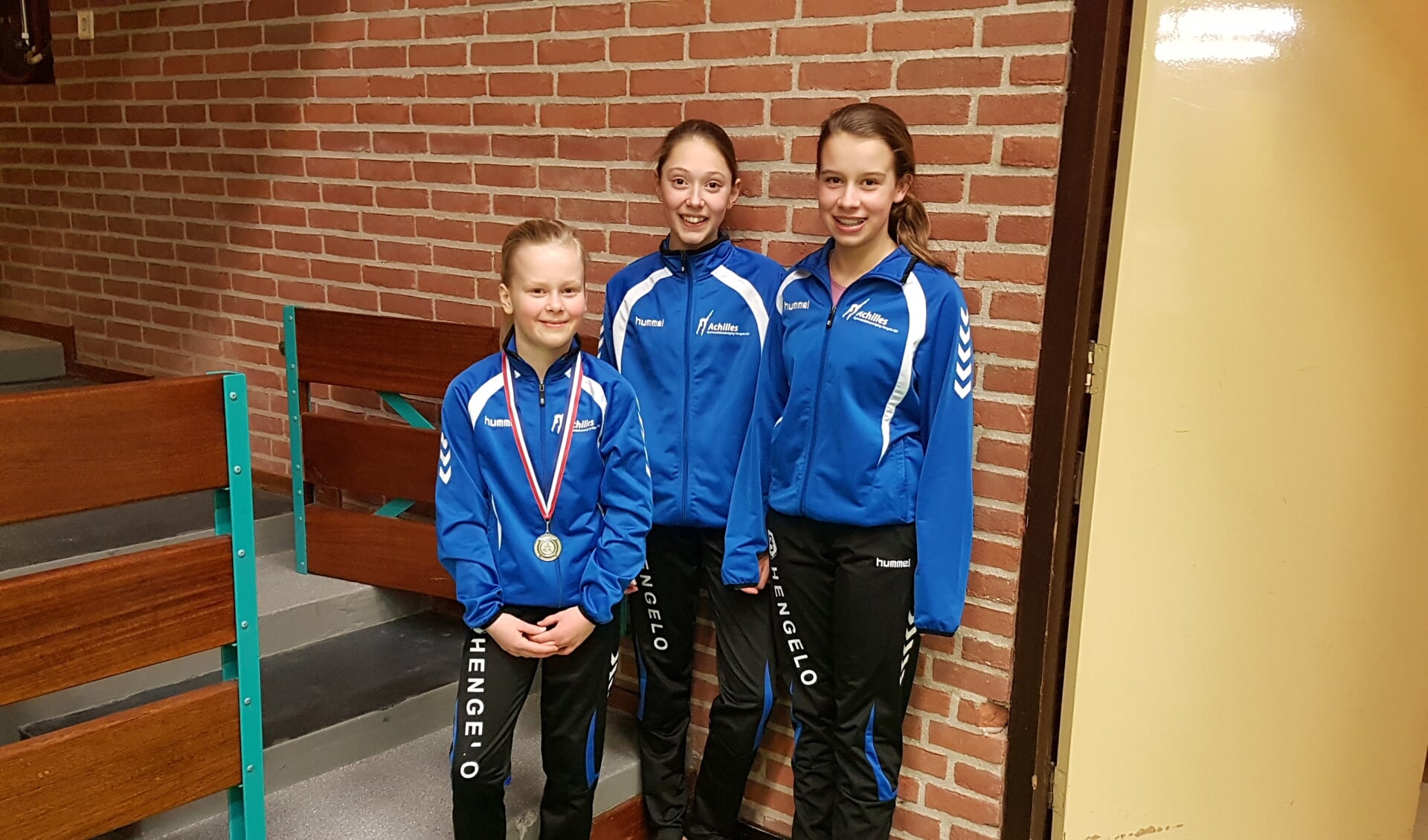 Zilveren medaillewinnares Indy Hoftijzer, Lisa Klein-Bramel en Isa Sessink van Achilles. Foto: PR