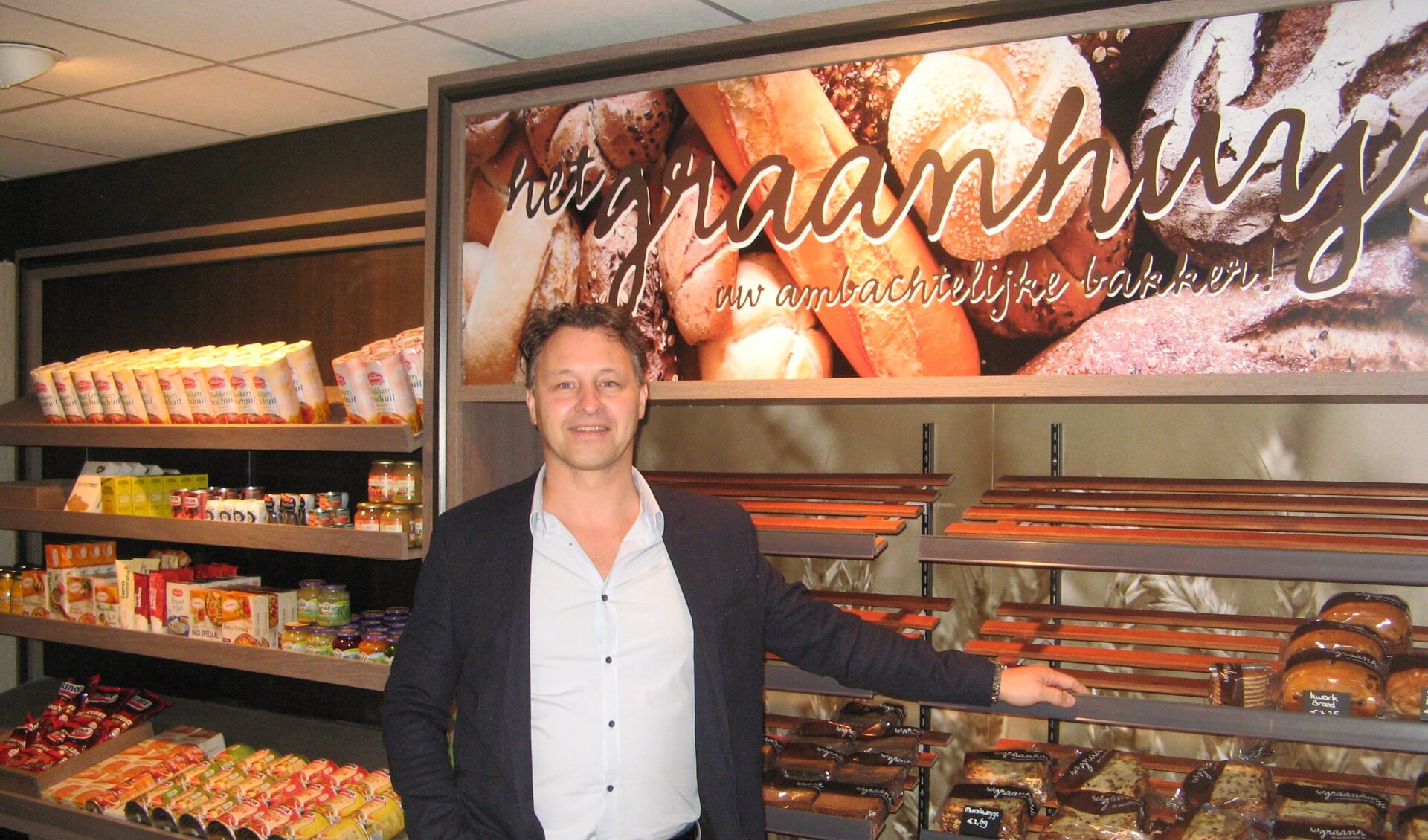 Richard Langen in de nieuwe Graanhuys-bakkerswinkel. Foto: Bart Kraan.