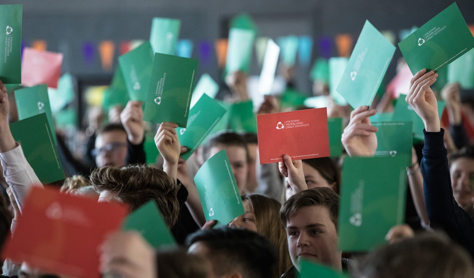 Leerlingen van het Almende College eindigden als achtste in het VMBO Debattoernooi. Foto: Gerard Wagemakers Fotografie