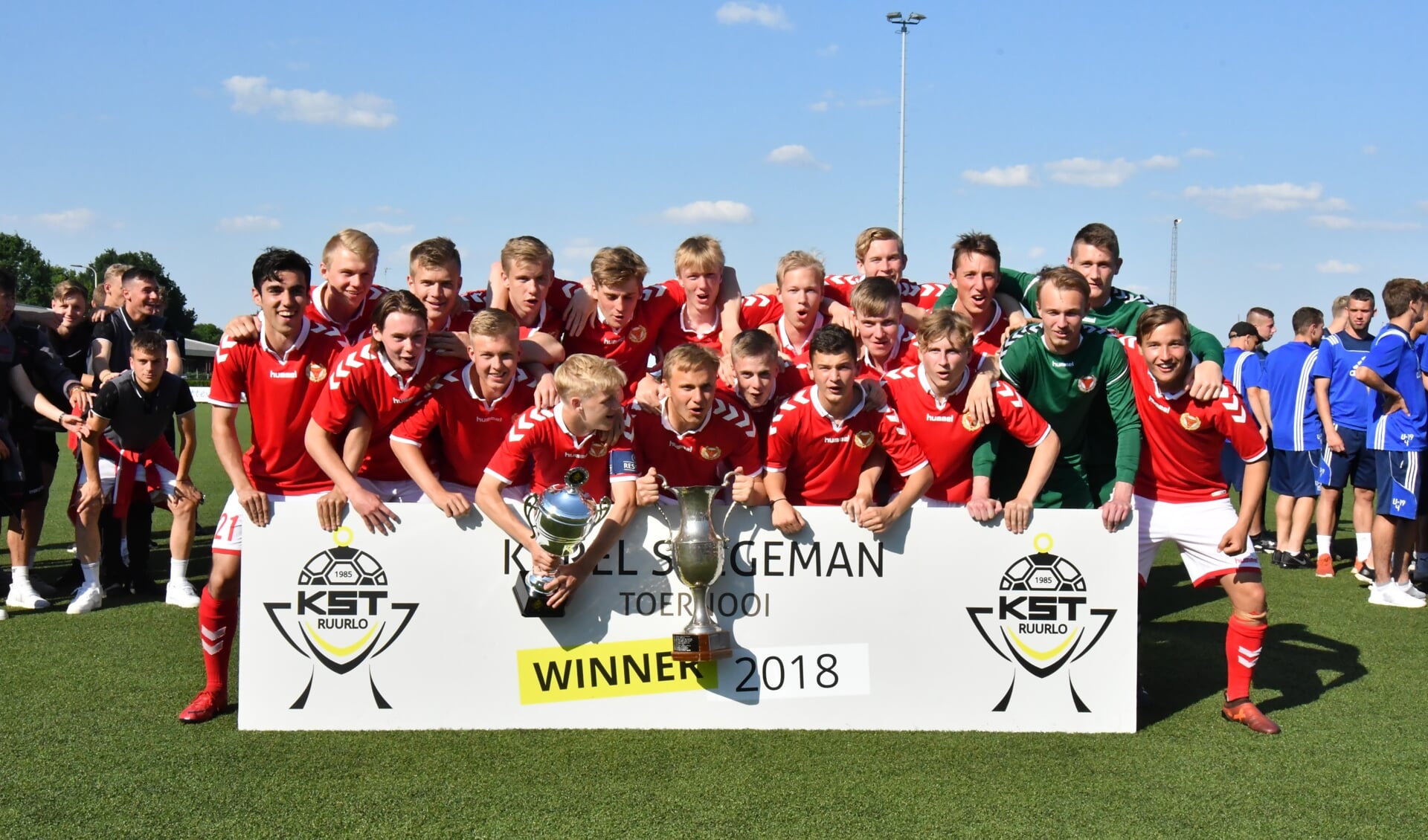 Het winnende Zweedse team van Kalmar FF. Foto: Kees Avé