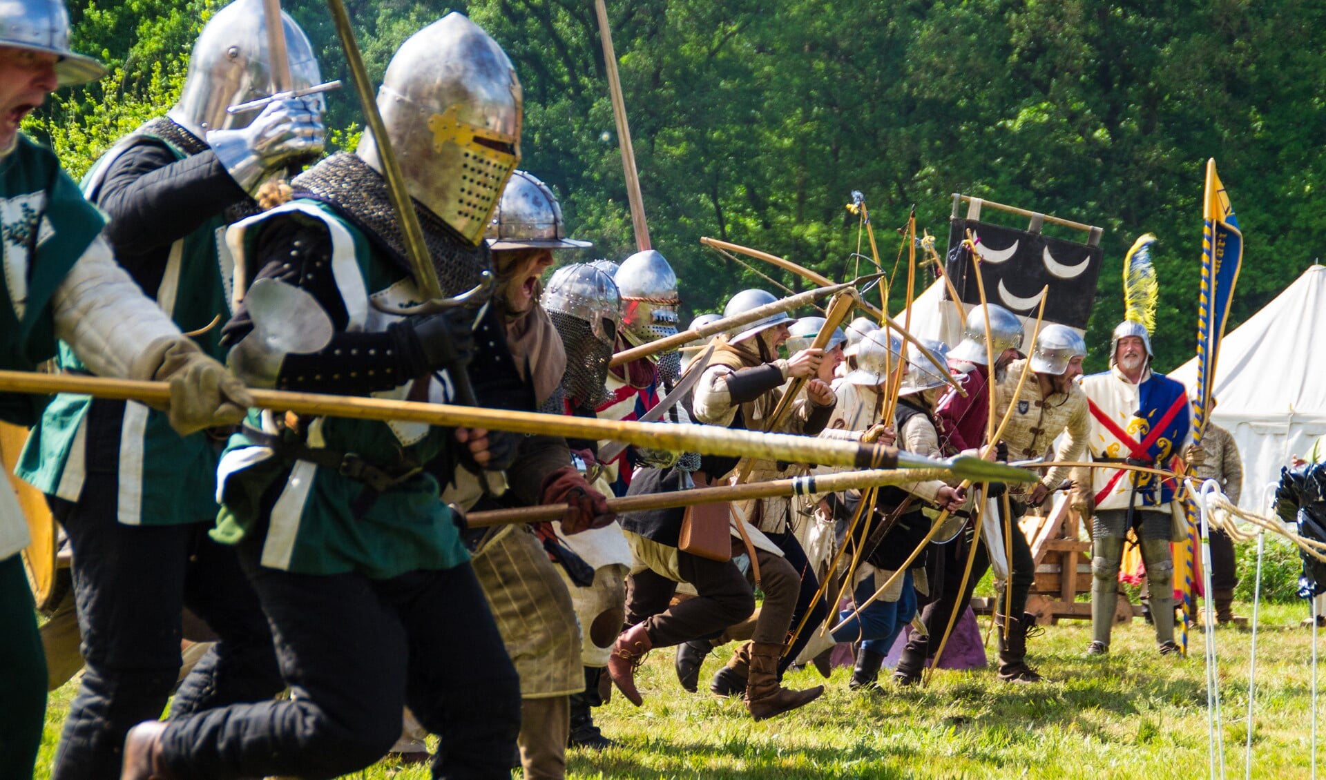 Beleef een veldslag uit de Middeleeuwen bij Kasteel De Kelder. Foto: Keshia Fotografie