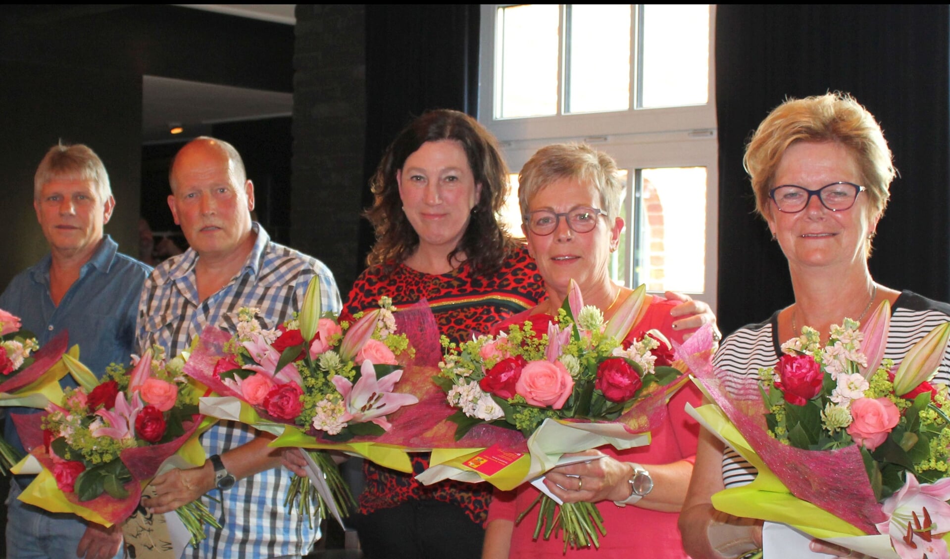 Vlnr: Gerrit Jan Bannink, Theo Stronks, Elfriede Domhof-Spexgoor, Maria Reukers-Klein Holkenborg en Thea ter Braak-Schutten. Foto: PR