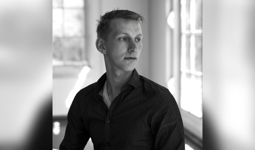 Organist Herman Mussche speelt in de Gudulakerk. Foto: PR