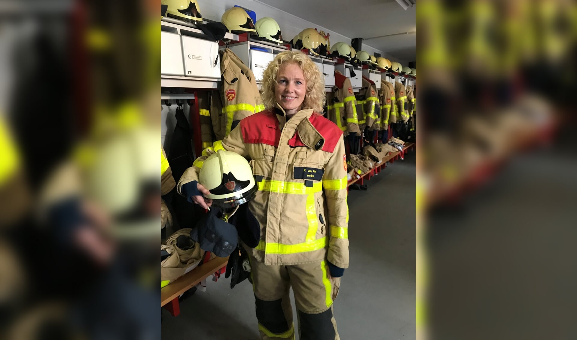 Rosemarie van Kan is de eerste vrouwelijke vrijwillige bevelvoerder van de Vordense brandweer. Foto: Hans Vaarties