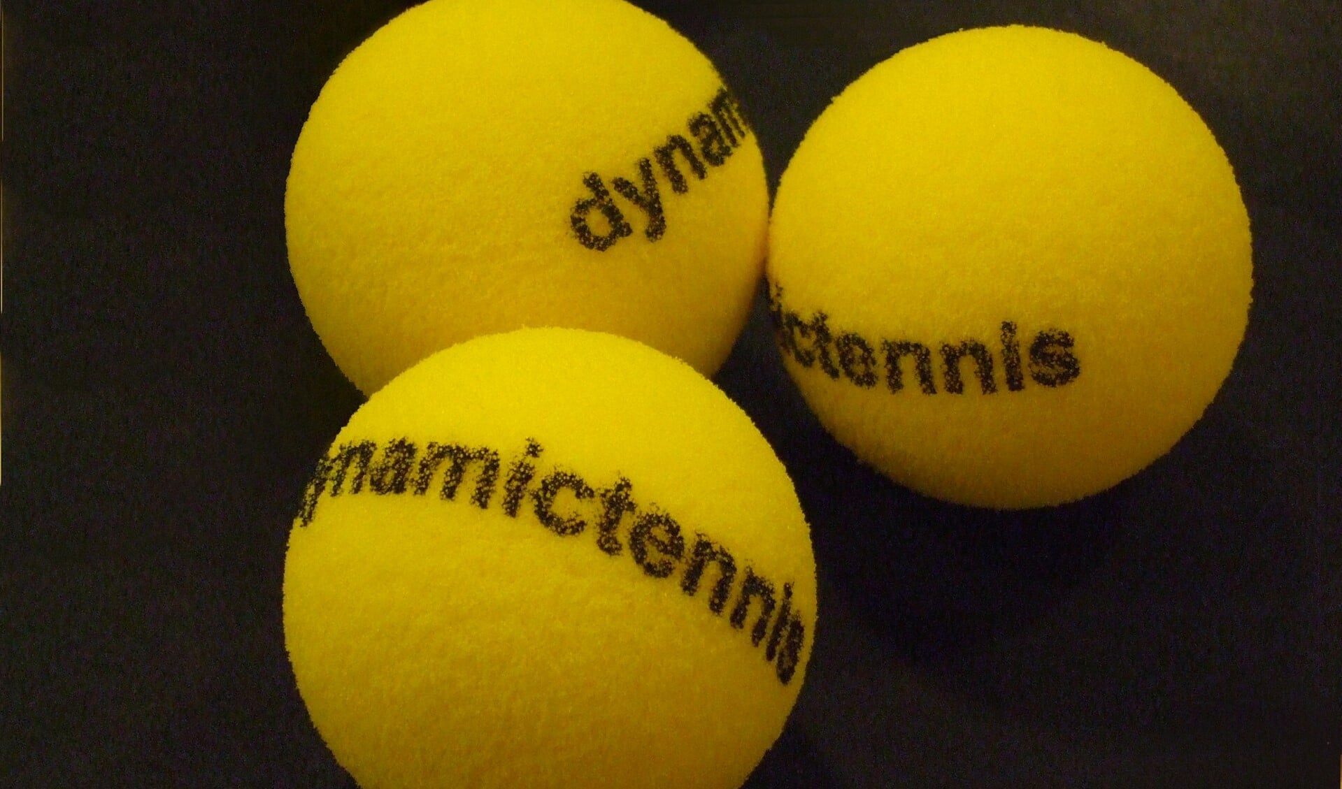 Dynamic tennisballen