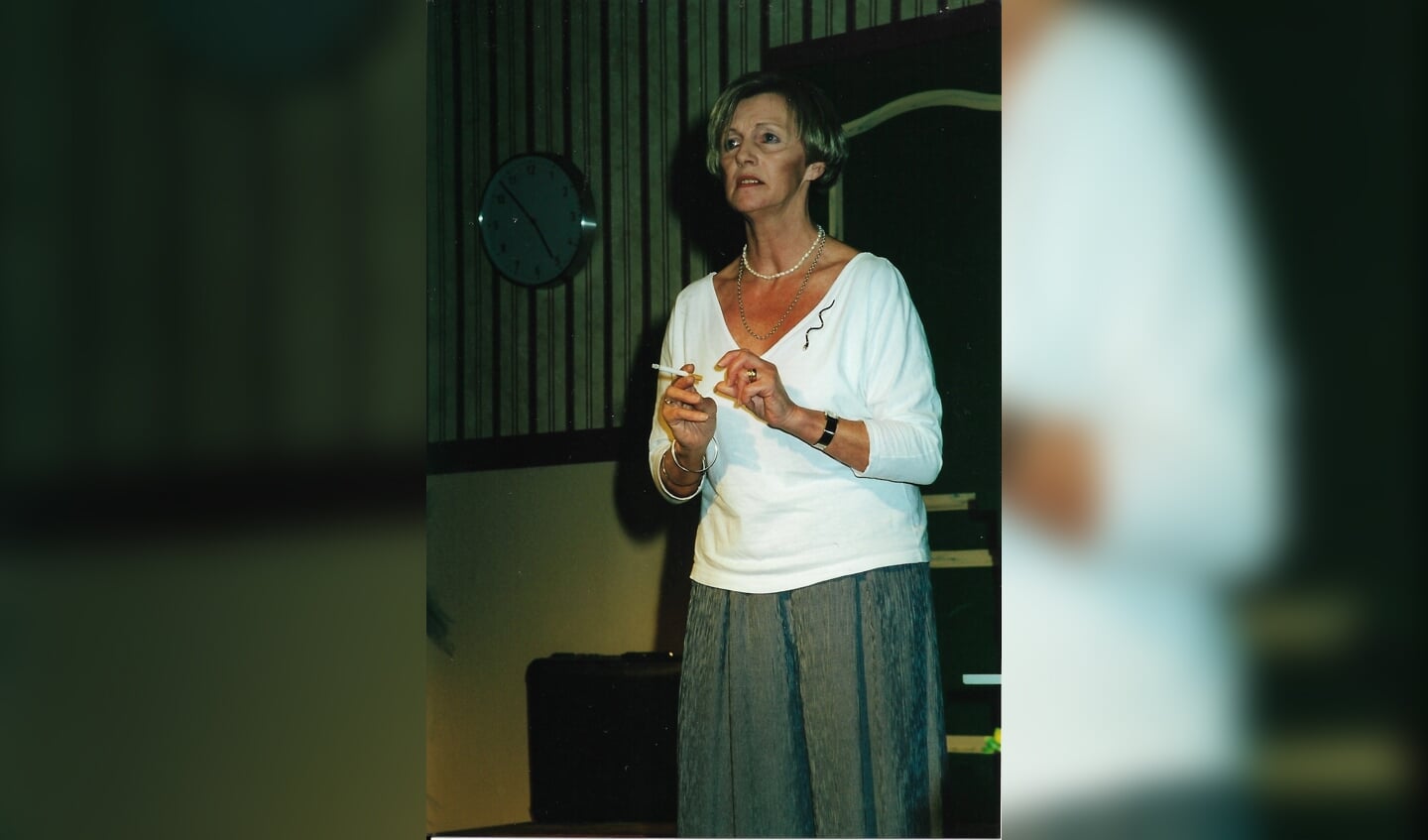 Anny als alcoholiste in 'Doos met kruimels' (2000). Foto: persoonlijk archief Anny