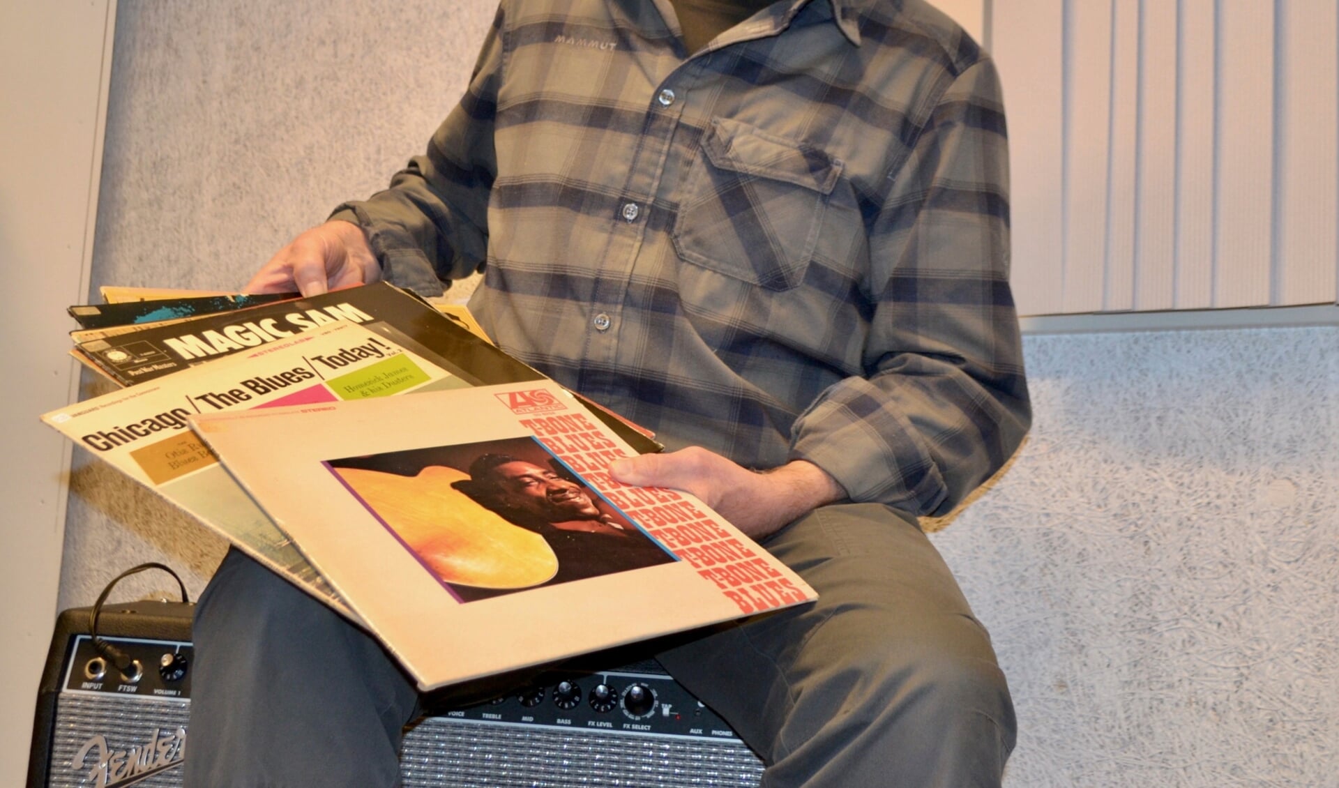 Sjoerd Kemeling verzorgt een cursus bluesmuziek. Foto Leander Grooten 