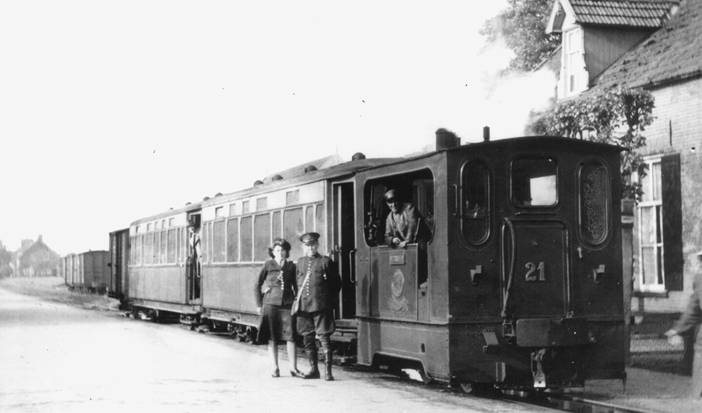 Locomotief no. 21 in Baak. Foto in bezit van Reyer van de Pol.
