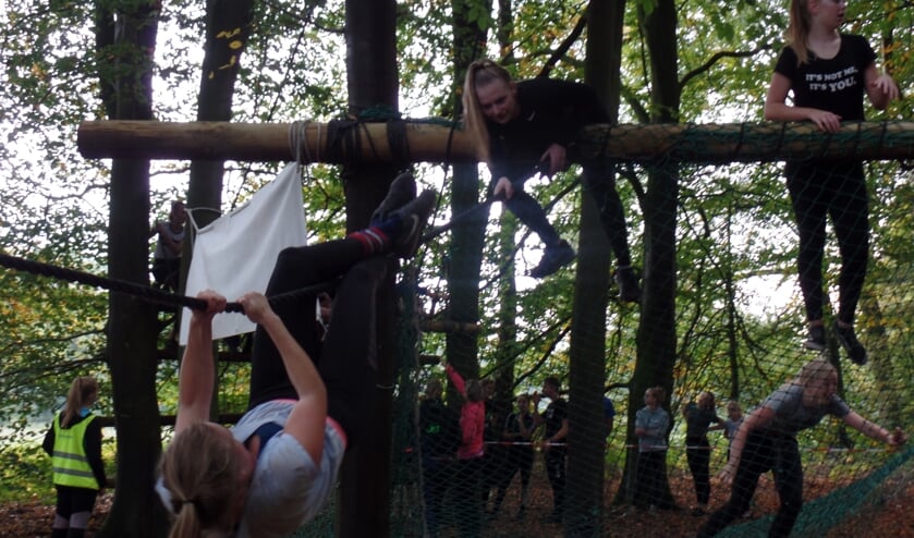 Dat de recreatieve survival in Ruurlo nu al twee decennia lang een echt familie-uitje is bewezen de diverse deelnemers. Foto: Jan Hendriksen.