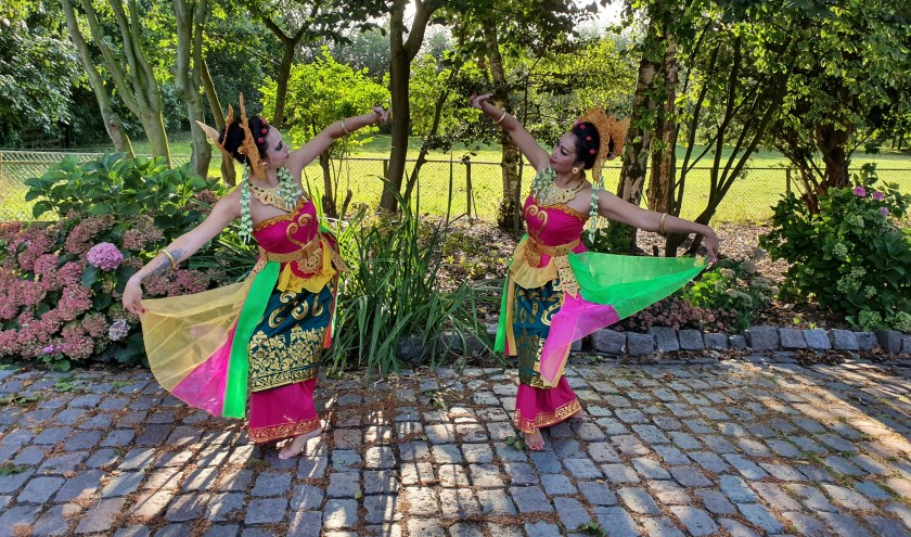 Balinese dansgroep DwiBhumi treedt op in Drempt. Foto: PR