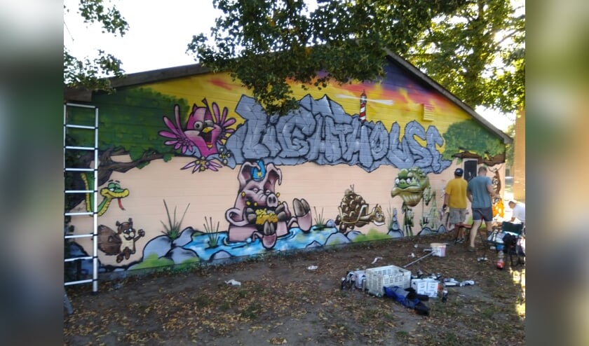 De achterkant van het Lighthouse heeft een nieuwe graffiti-beschildering gekregen. Foto: PR