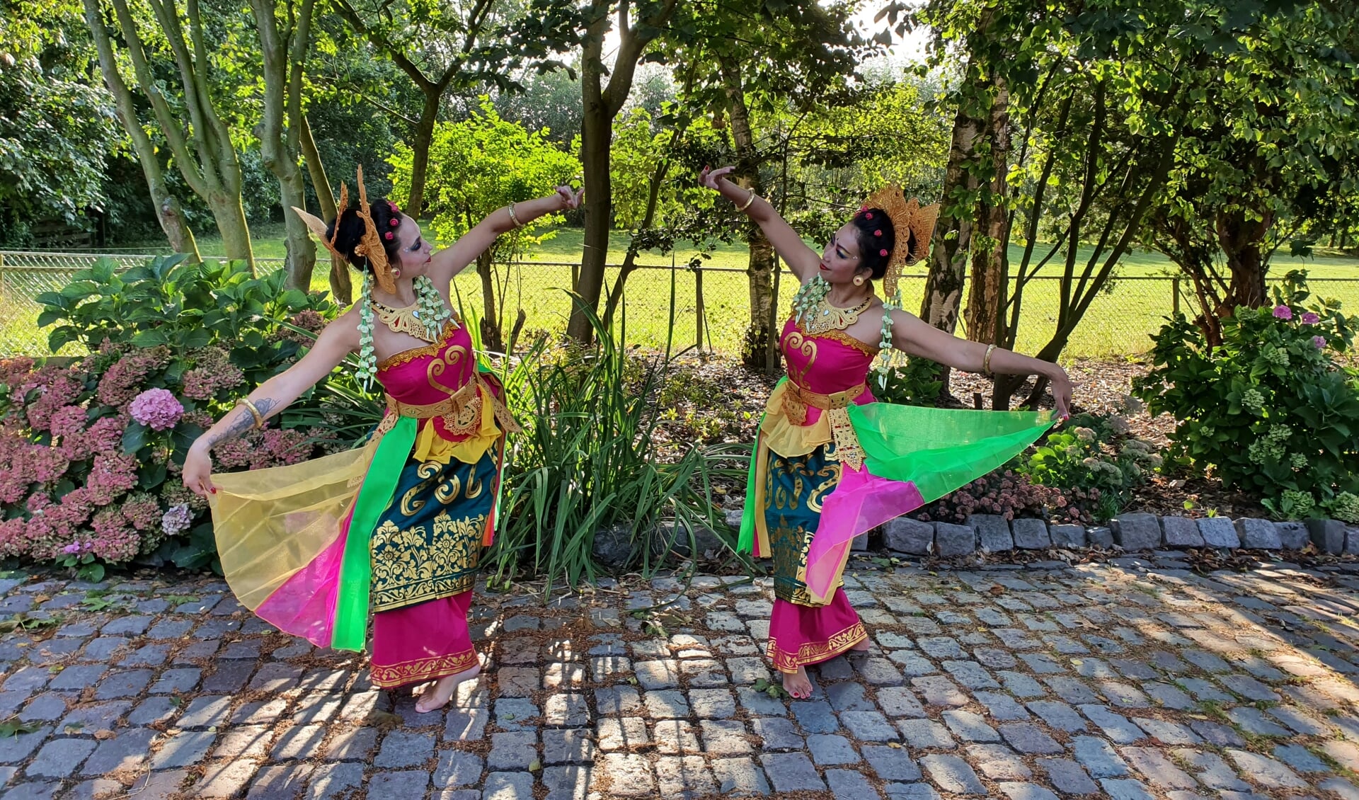 Balinese dansgroep DwiBhumi treedt op in Drempt. Foto: PR
