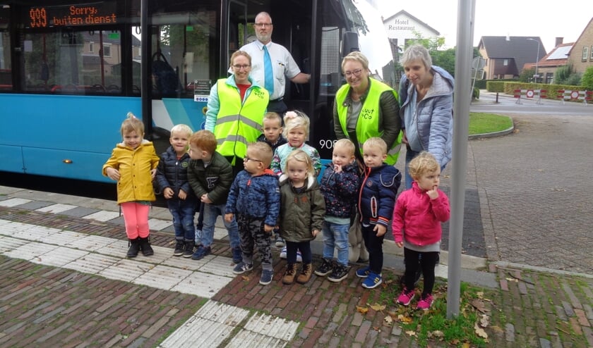 De peuters van 't Hengeltje konden thuis weer wat vertellen: over de bus. Foto: PR