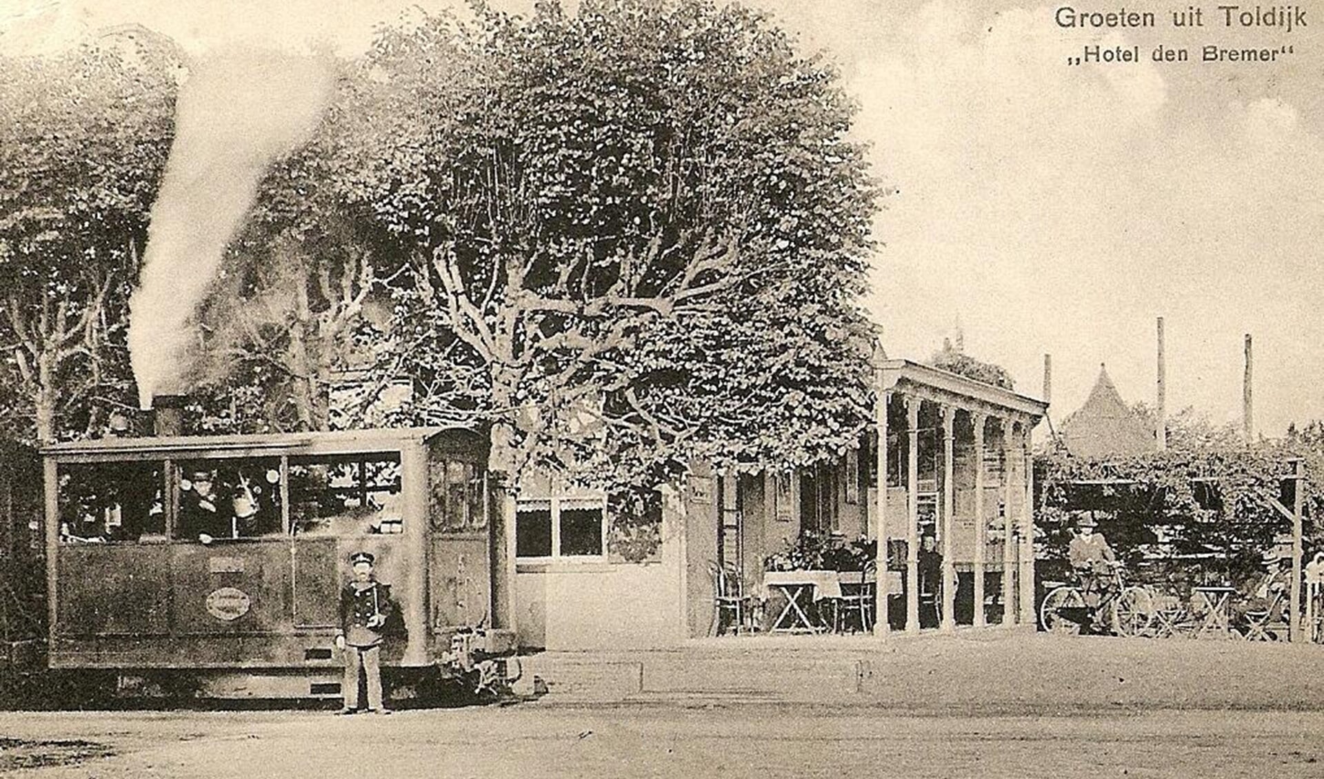 De stoomtram in Toldijk, anno 1911.  Foto: PR