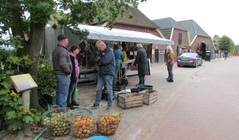 In de rij voor de SapPers. Foto: PR