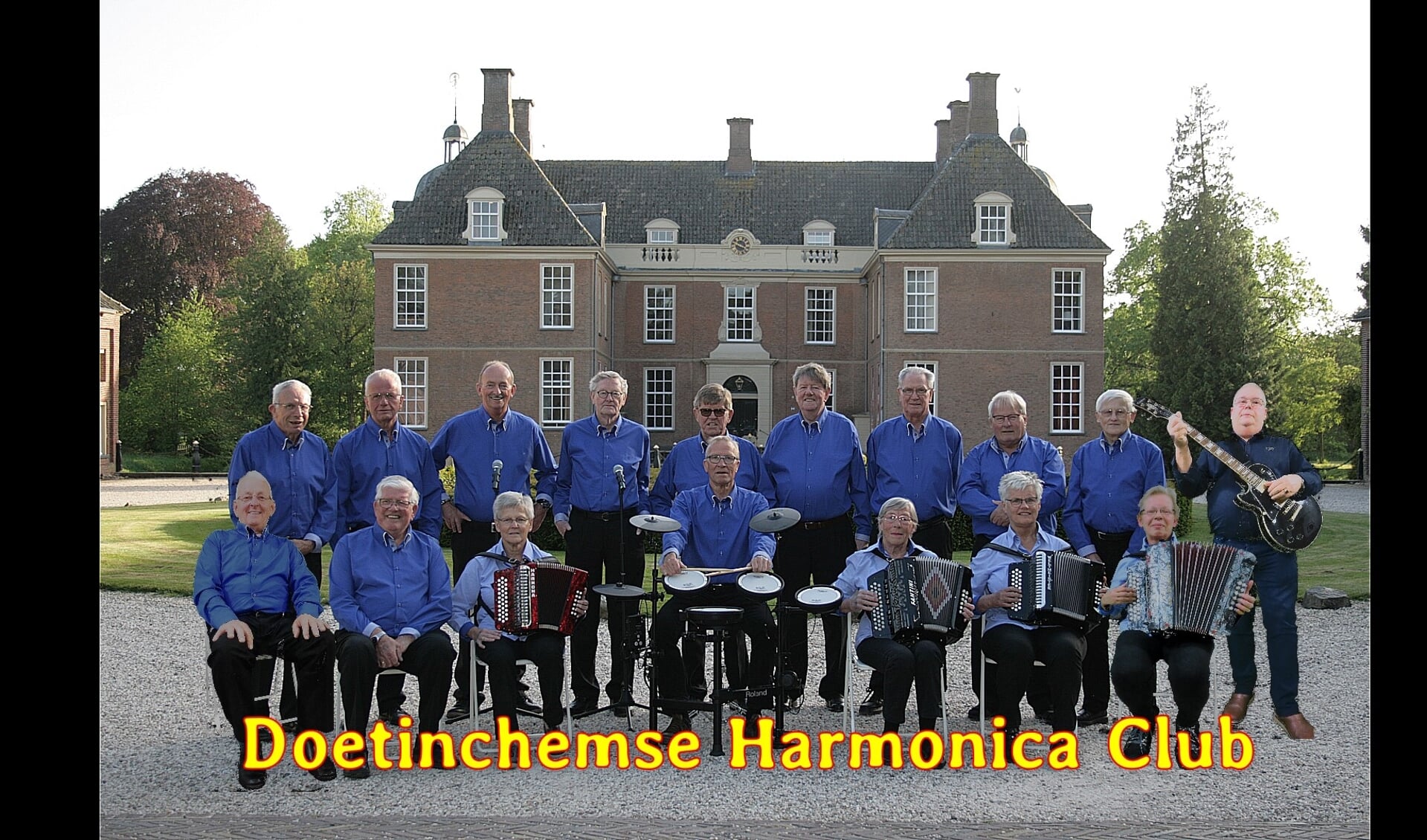 De Doetinchemse Harmonica Club treedt op in De Bleijke Hengelo. Foto: PR