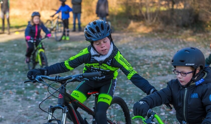 Er is ook weer een jeugdclinic mountainbiken. Foto: Ronnie Elschot