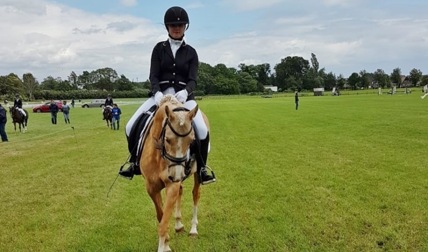 Britt Oonk met Ruby RW. Foto: eigen foto