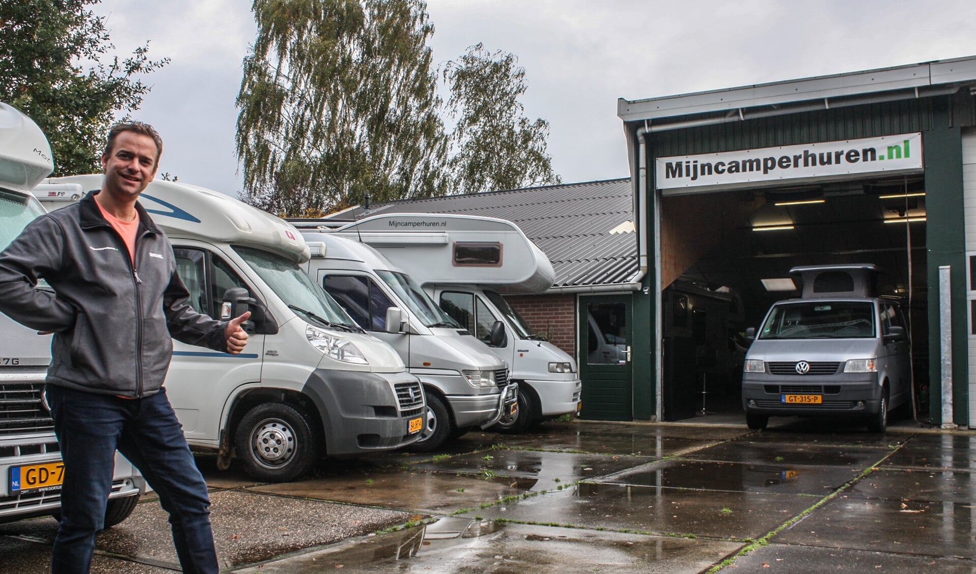 Erik de Greef heeft verschillende campers staan om uit te kiezen