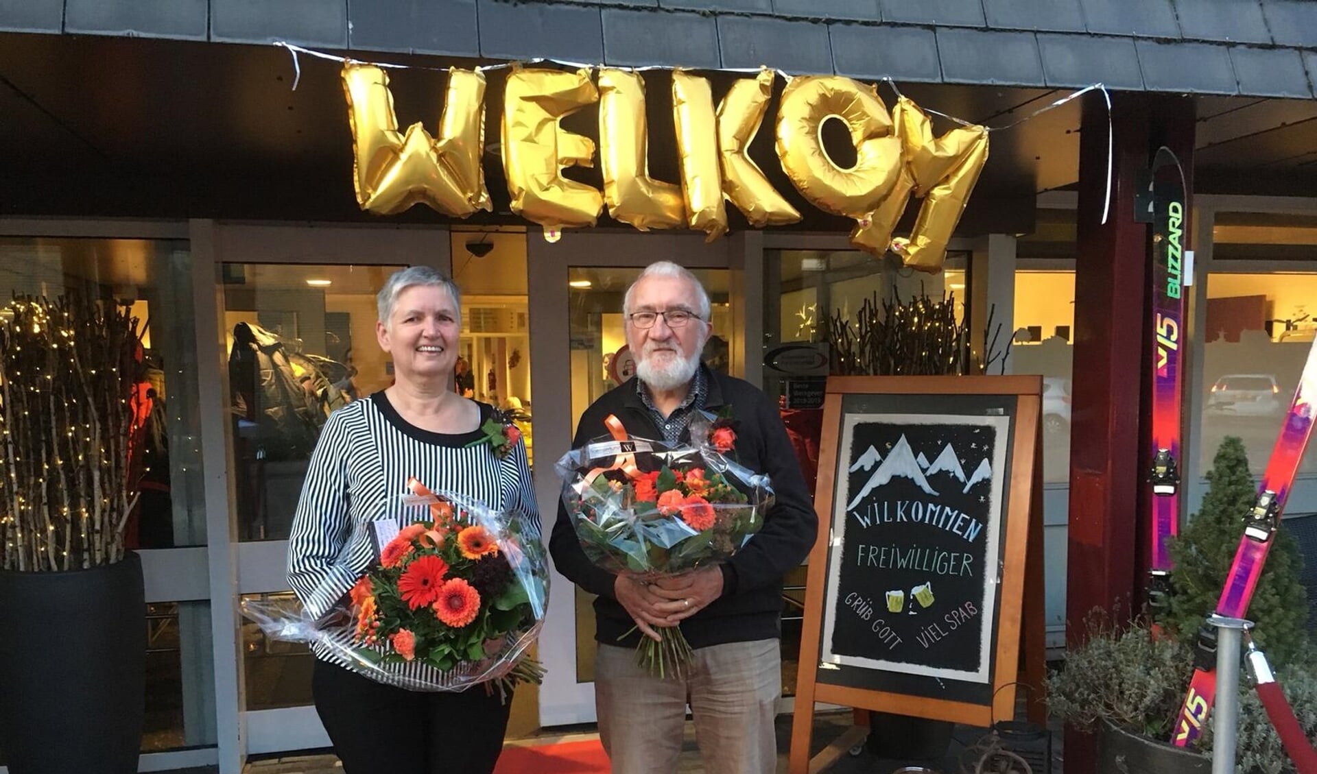 Mevrouw Peek en de heer Te Molder zijn al 12,5 jaar vrijwilliger bij De Molenberg. Foto: Judith Kroes