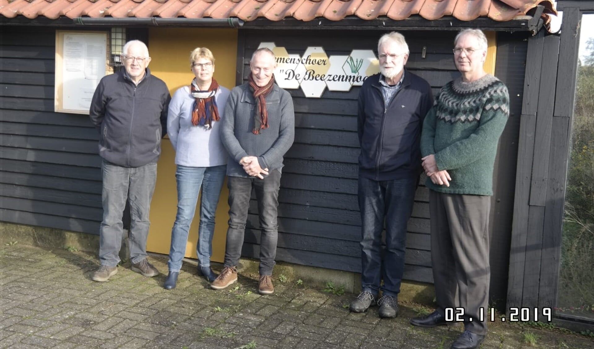 Van links naar rechts: Henk te Bogt, Karin Elschot, Leo Groot Zevert, Vincent Harbers en Pieter van Eijck. Bas Kranen ontbreekt op de foto.foto is genomen door Jos Schut.