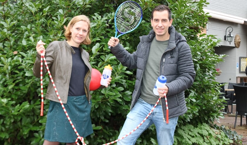 Ilse Wonink - Roosdom en Tom Kleisen staan er klaar voor. Foto: Arjen Dieperink