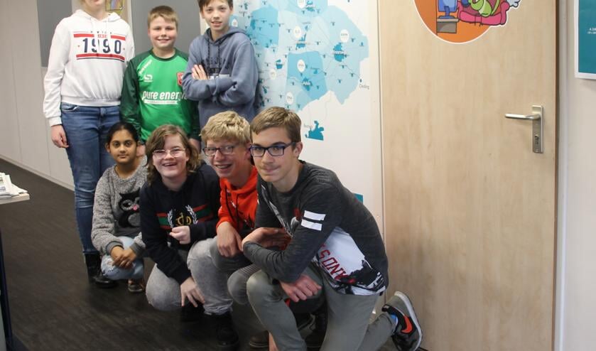 De leerlingen van Triviant op excursie bij Achterhoek Nieuws. Foto: Lydia ter Welle