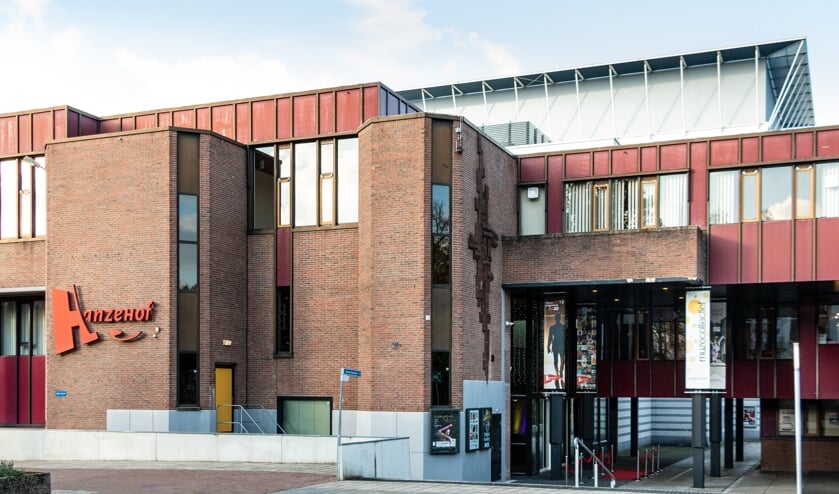 Hanzehof, theater en congrescentrum. Foto: Henk Derksen