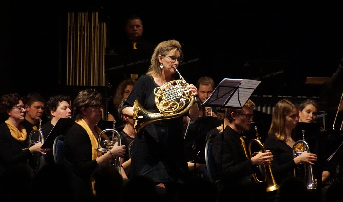 Petra Botma tijdens haar solo. Foto: Frank Vinkenvleugel