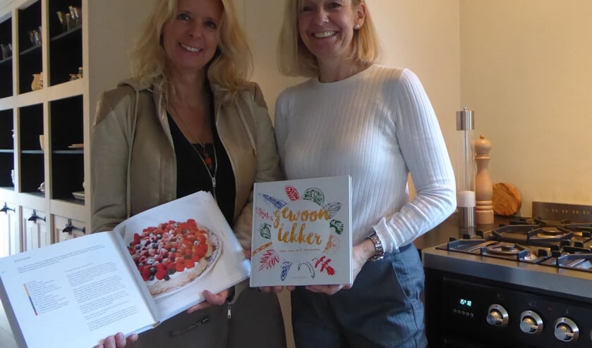 Sietske en Ellen zijn trots op het eindresultaat. Foto: PR