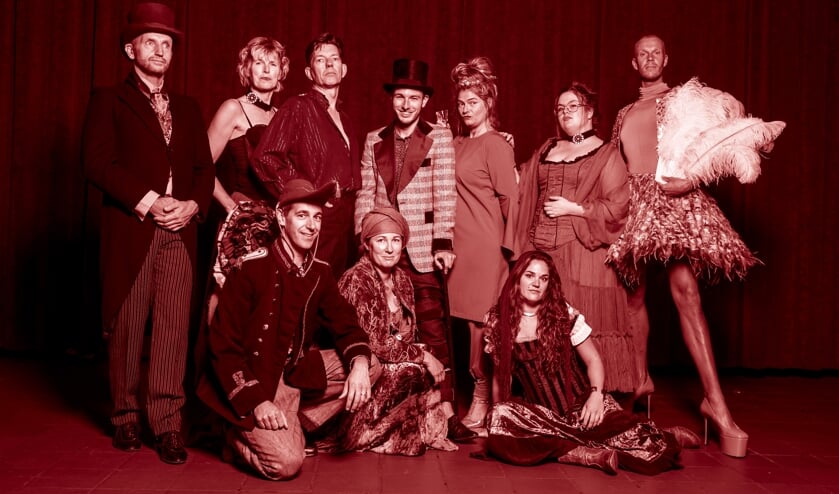 De cast van Club Moulin. Foto: Sanne Wevers