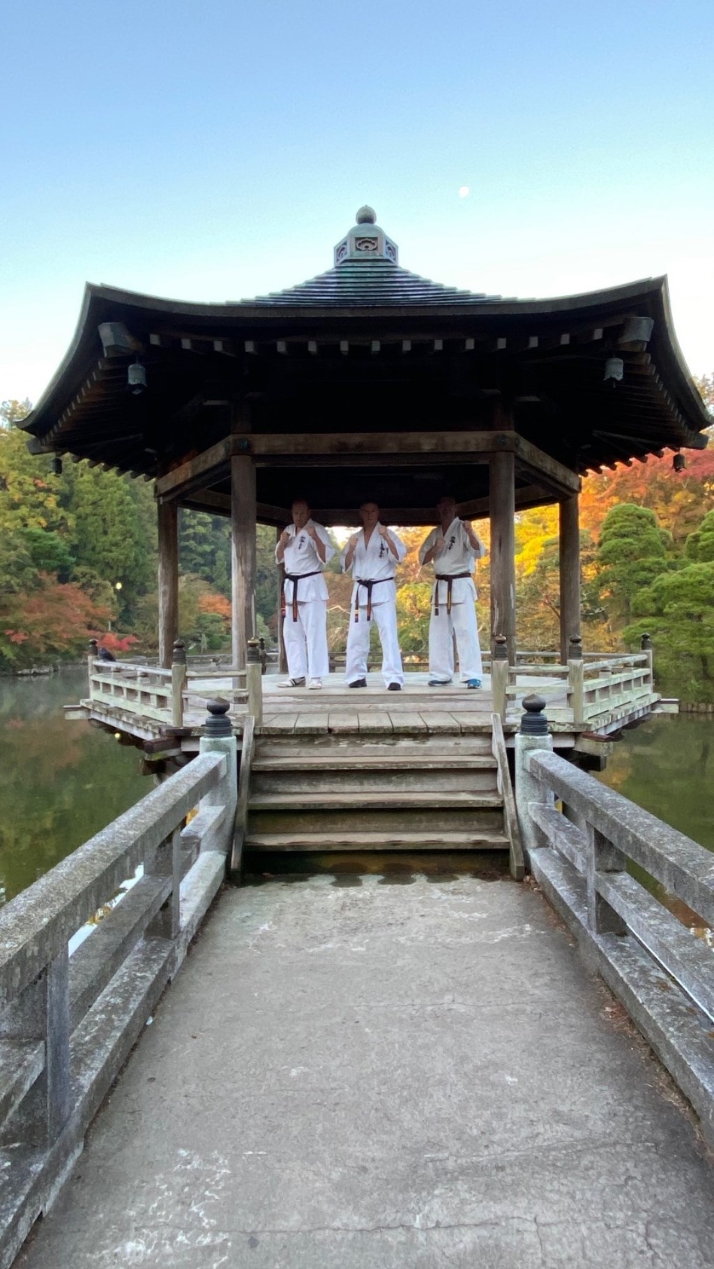 Winterswijkse karateka's in Japan. Foto: PR
