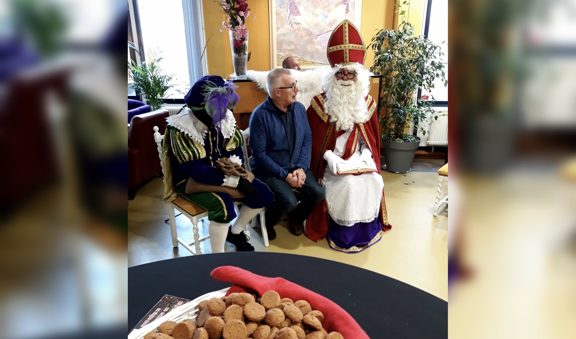 Sinterklaas bezoekt Stadshuus Lochem. Foto: PR