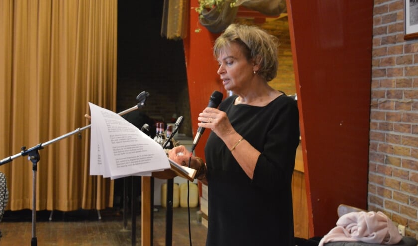 Marjan Smeitink vertelde over en verhalen van haar vader Willem Smeitink. Foto: PR
