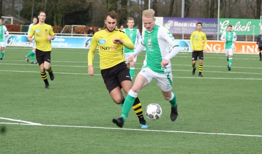 Thuisploeg Colmschate liep een groot deel van het duel achter Warnsveldse Boys aan. Foto: Suzanne Halfmouw