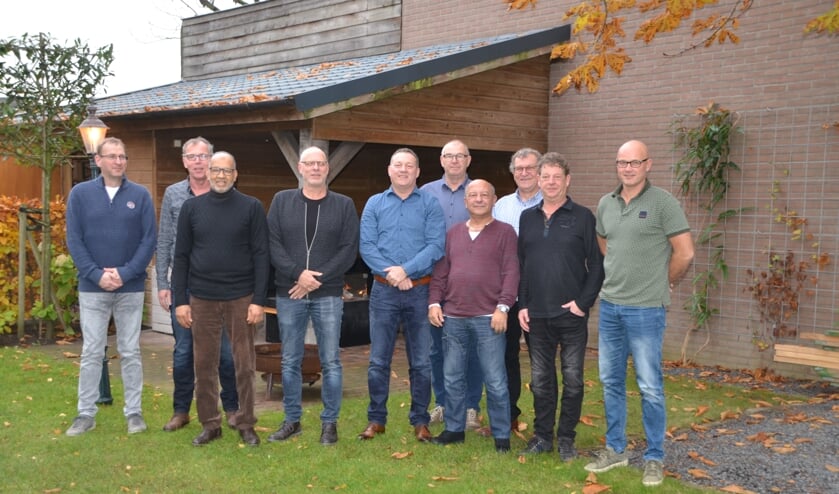 vlnr: Dinand Nijhuis, Marcel Rooks, Fouad Rharssisse, Bertie Essink, Berhold Herkert, Theo Groot Kormelinck, Clyde van der Beek, Gerrit Nijhuis, Bert Schotema en Ronald Valkeman