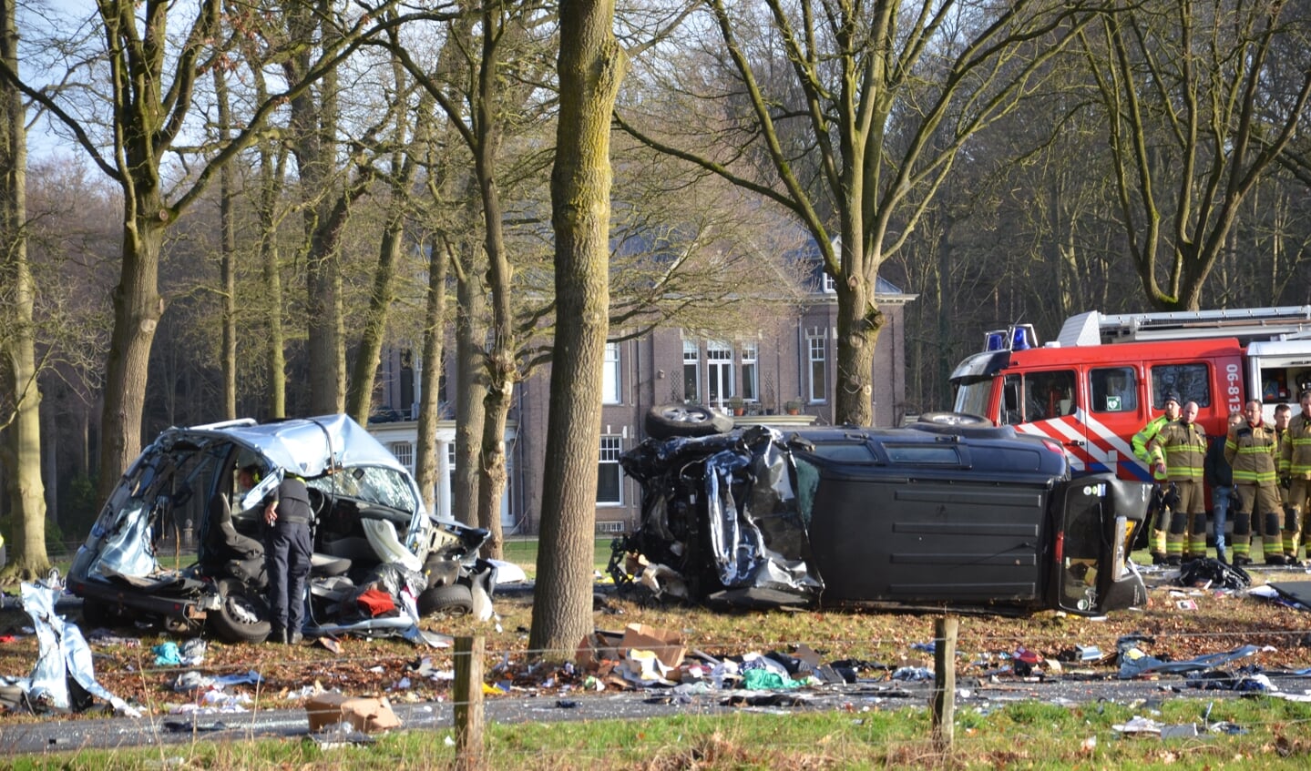 Ernstig ongeval op N346 bij Warnsveld. Foto: GinoPress B.V.