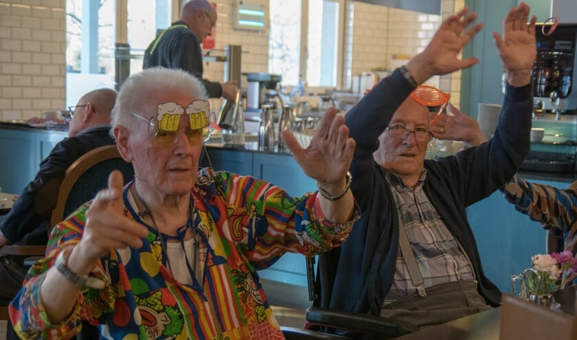 Carnaval in de Stegemanhof. Foto: Marcel te Brake