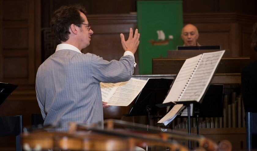 Michiel Meijer zingt bas-aria's tijdens de Matthäus Passion in Zieuwent. Foto: PR