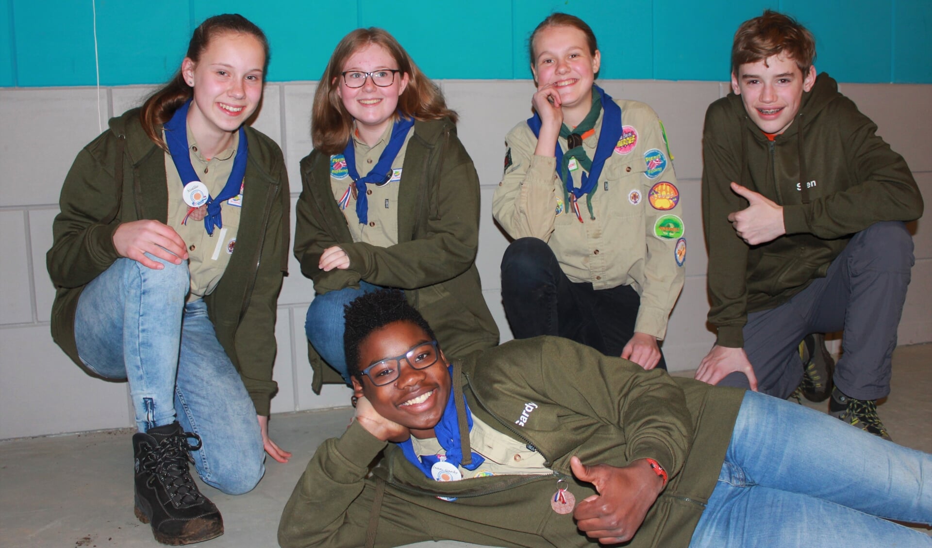 Jean Gardy Lootsma, Noëlle Schimmel, Sten Droppers, Nienke Visscher en Emma Laan nemen deel aan de World Scout Jamboree. Foto: PR