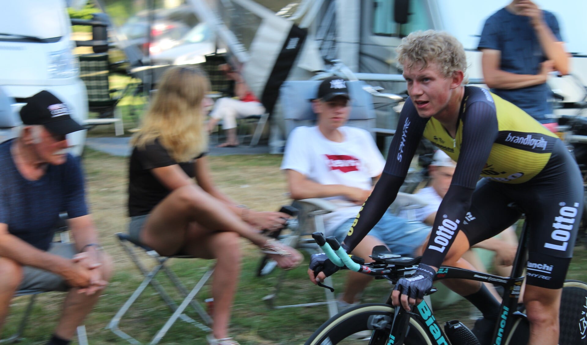 De Ulftse wielerprof Koen Bouwman leerde de fijne kneepjes van het wielrennen al van Theo Overbeek. Archieffoto: Susan Wiendels 