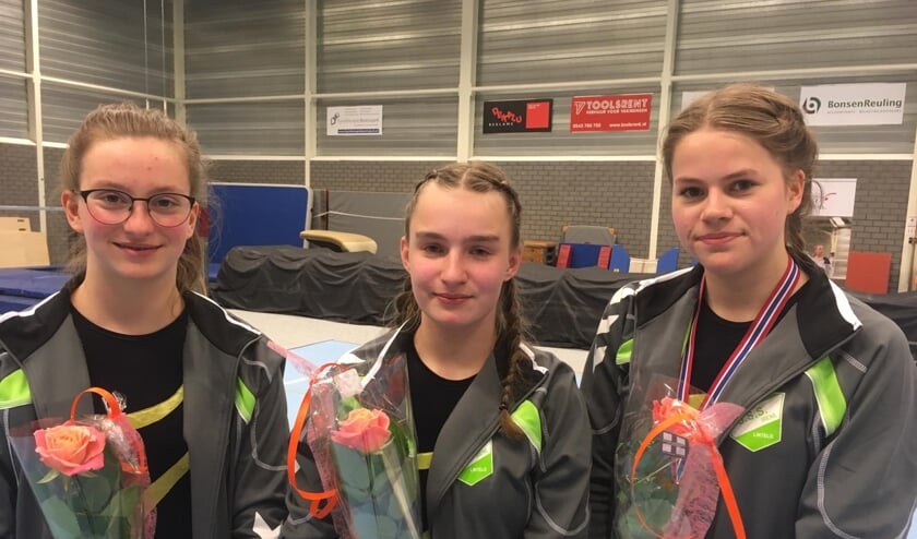 De drie succesvolle turnsters. Foto: Louise Smilda