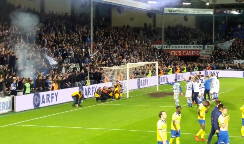 De Graafschap viert feest op De Vijverberg, terwijl Cambuur afdruipt. Foto: Stad Doetinchem