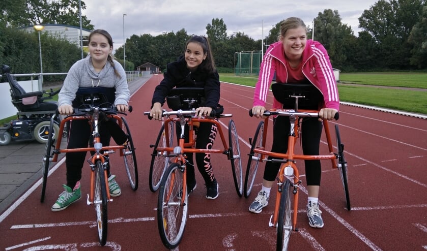 Met een racerunner kunnen kinderen met een beperking toch sporten. Foto René van Lint