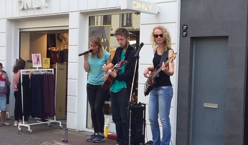 Koopzondag met straatmuzikanten, tijdens Djazz Vibes-weekend. Foto: PR