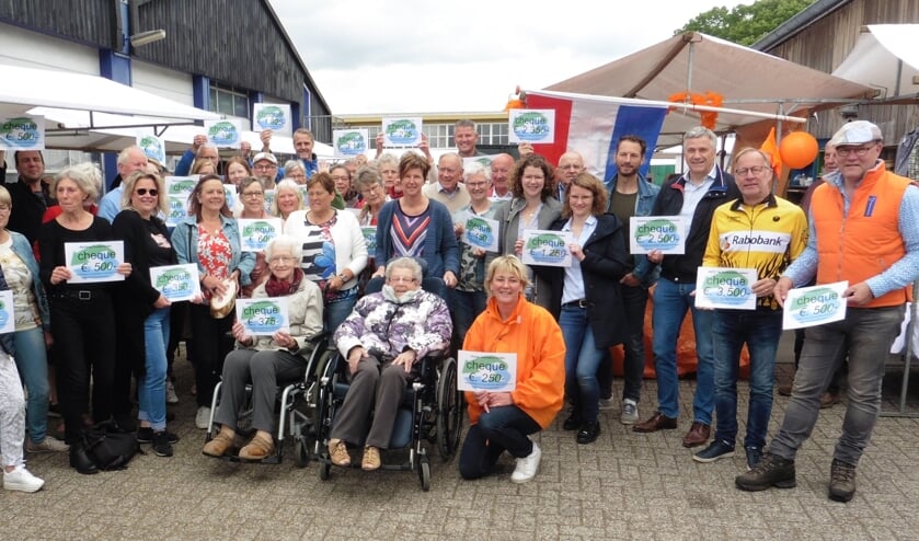 Afgevaardigden van maar liefst vijftig maatschappelijke organisaties en verenigingen uit Vorden en omgeving waren aanwezig. Foto: PR.