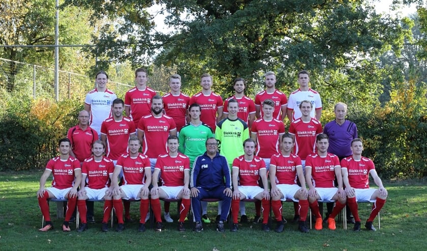 AZSV 2. Foto Cor Hinkamp