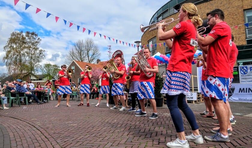 Dweilorkest De Putkapel uit Sneek won het Hengels Dweilfestival in 2018. Foto: Luuk Stam